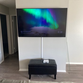 David AV Installations, LLC - David's perfect installation - TV Mounting Near Me - Lancaster, California