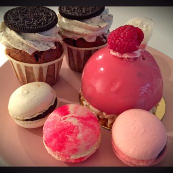 Zuckermonarchie - Delicious treat - goes well with the afternoon tea! - Cafes Near Me - Hamburg, HH Zuckermonarchie - Delicious treat - goes well with the afternoon tea! - Cafes Near Me - Hamburg, HH