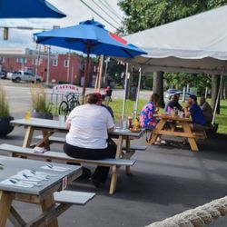 Parkside Diner - Outside seating