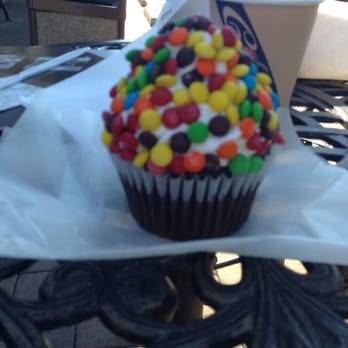 Calandra’s Bakery - Decadent every once in a while - Bakeries Near Me - Fairfield, New Jersey