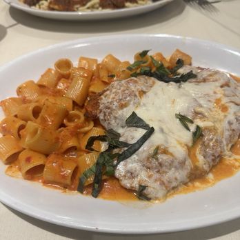 Café Bello - Italian Near Me - Bayonne, New Jersey
