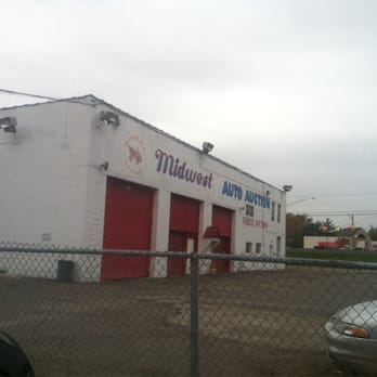 Midwest Auto Auction - Front of building - Car Auctions Near Me - Redford, Michigan Midwest Auto Auction - Front of building - Car Auctions Near Me - Redford, Michigan