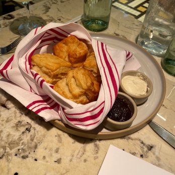 Yardbird - Classic Buttermilk Biscuits - New American Near Me - Washington, DC, District of Columbia