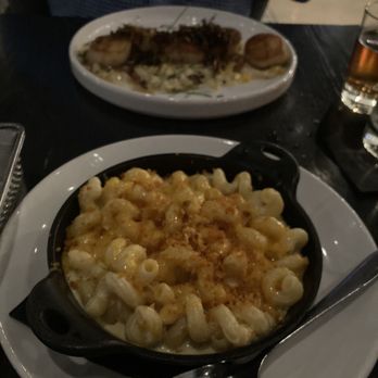 Pearl & Vine - Mac and cheese and scallops with risotto - New American Near Me - Katy, Texas