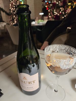 Coupe & Stein Champagne Bar by null