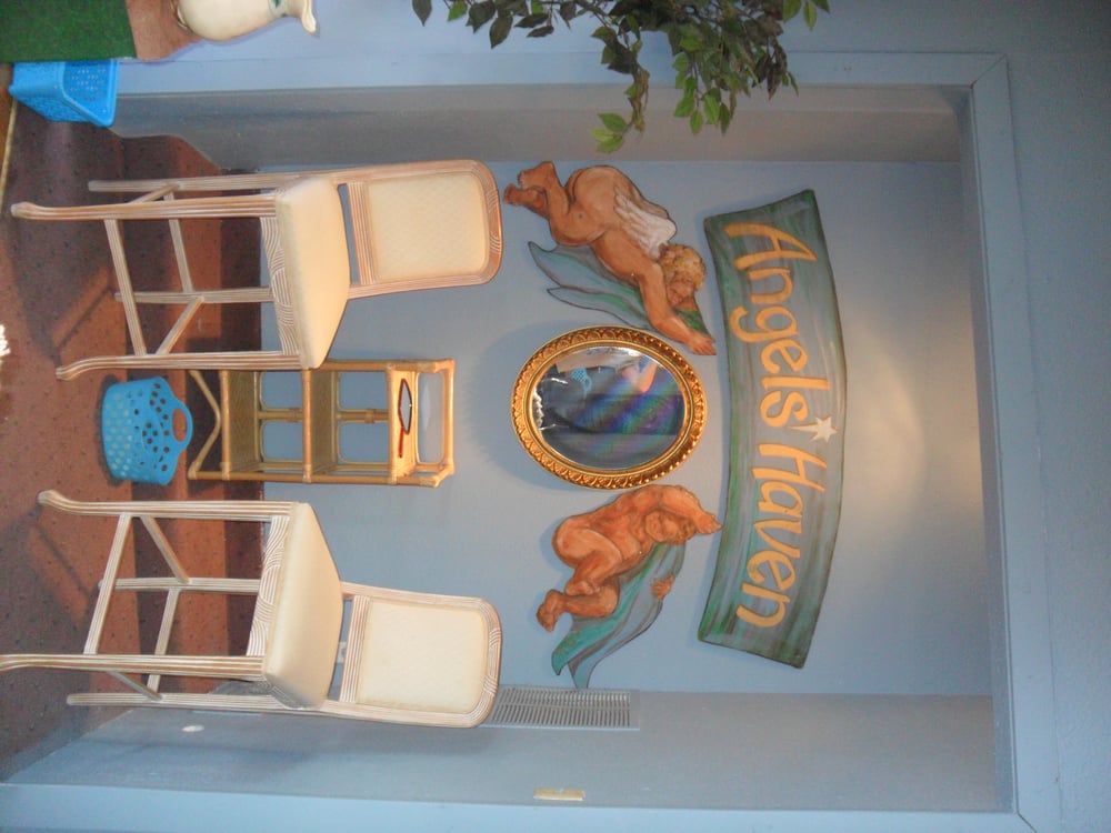 Upper Kuts Logo