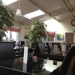 La Hogue Farm Foods - Good size, bright cafe