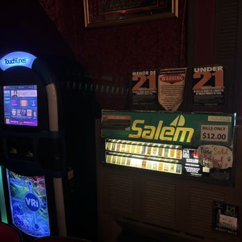 Warren's Inn - Tunes & salems - Dive Bars Near Me - Houston, Texas Warren's Inn - Tunes & salems - Dive Bars Near Me - Houston, Texas