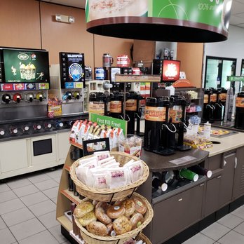 7-Eleven - This 7-Eleven is # 2 in The USA - Convenience Stores Near Me - Melville, New York