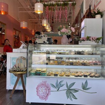 Olenka Peruvian Bistro - Bakeries Near Me - Weston, Florida