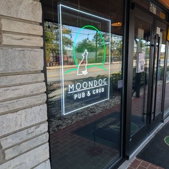 Moondog Pub & Grub - Burgers Near Me - Chamblee, Georgia