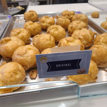 Beard Papa's - Desserts Near Me - Las Vegas, Nevada