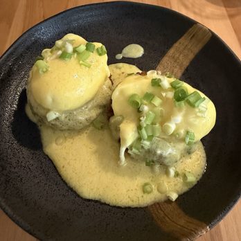 GOGA Restaurant - Crab Cake Benedict. - Hawaiian Near Me - Saratoga, California GOGA Restaurant - Crab Cake Benedict. - Hawaiian Near Me - Saratoga, California