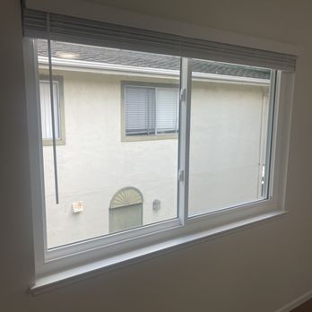 Approved Contractor - Bedroom Window - Windows Installation Near Me - Canoga Park, California