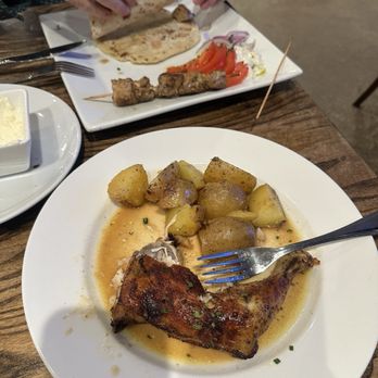 Anthos - kotopoulo lemonato special - Greek Near Me - Pittsburgh, Pennsylvania