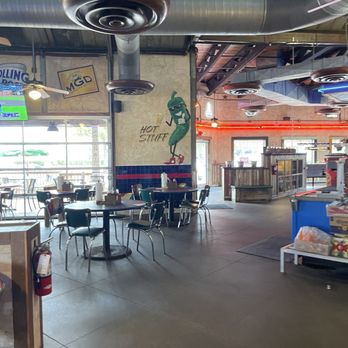 Willie's Grill & Icehouse - Dining area - American Near Me - Sugar Land, Texas Willie's Grill & Icehouse - Dining area - American Near Me - Sugar Land, Texas