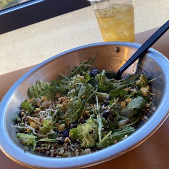 Salata - Mix green small salad with chicken, avocado, quinoa and lemon vinaigrette dressing.  Drinking the tropical green tea. - Salad Near Me - Houston, Texas