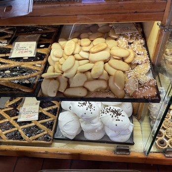 Il Fornaio - Bakeries Near Me - Rome, RM Il Fornaio - Bakeries Near Me - Rome, RM