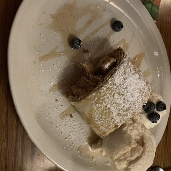 Mountain Brauhaus - Apfel Strudel - New American Near Me - Gardiner, New York Mountain Brauhaus - Apfel Strudel - New American Near Me - Gardiner, New York