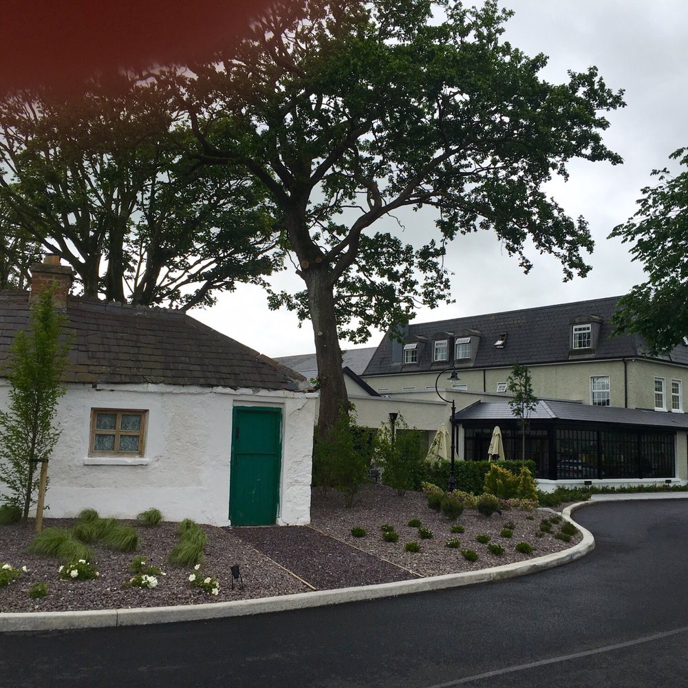 Ballygarry House Hotel - The grounds with an old house on it. - Hotels Near Me - Tralee, Kentucky
