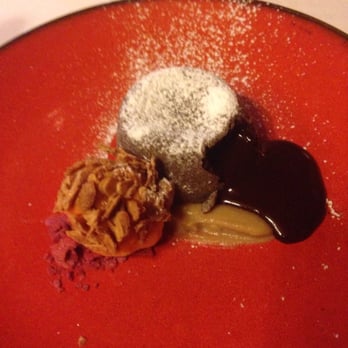 ODE Porto Wine House - Chocolate cake with tangerine sorbet - Portuguese Near Me - Porto, 13