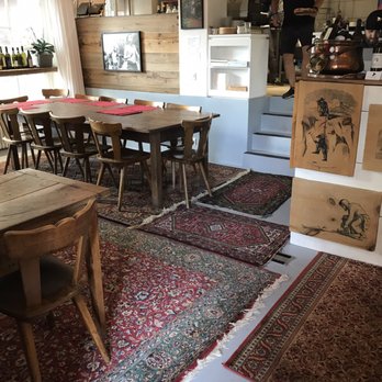 La Scarpetta - Dining Area - Beer, Wine & Spirits Near Me - Sankt Moritz, GR