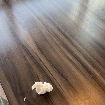 QDOBA Mexican Eats - Dirty tables - Mexican Near Me - Delafield, Wisconsin