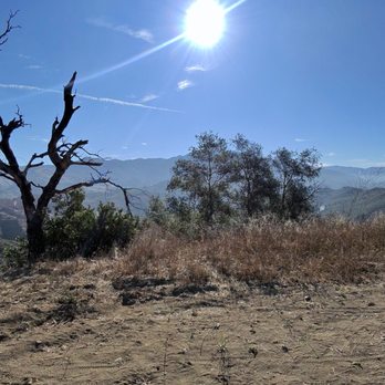 Whiting Ranch North Gate - Hiking Near Me Whiting Ranch North Gate - Hiking Near Me