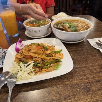 Thai Hut Restaurant - Thai Near Me - San Antonio, Texas Thai Hut Restaurant - Thai Near Me - San Antonio, Texas