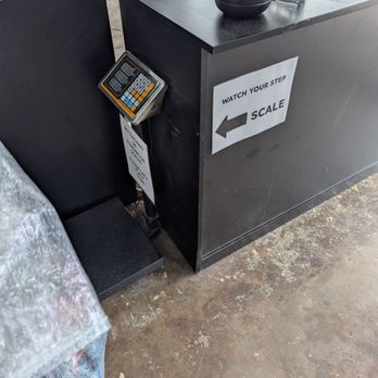 The Bins - Used, Vintage & Consignment Near Me - Houston, Texas