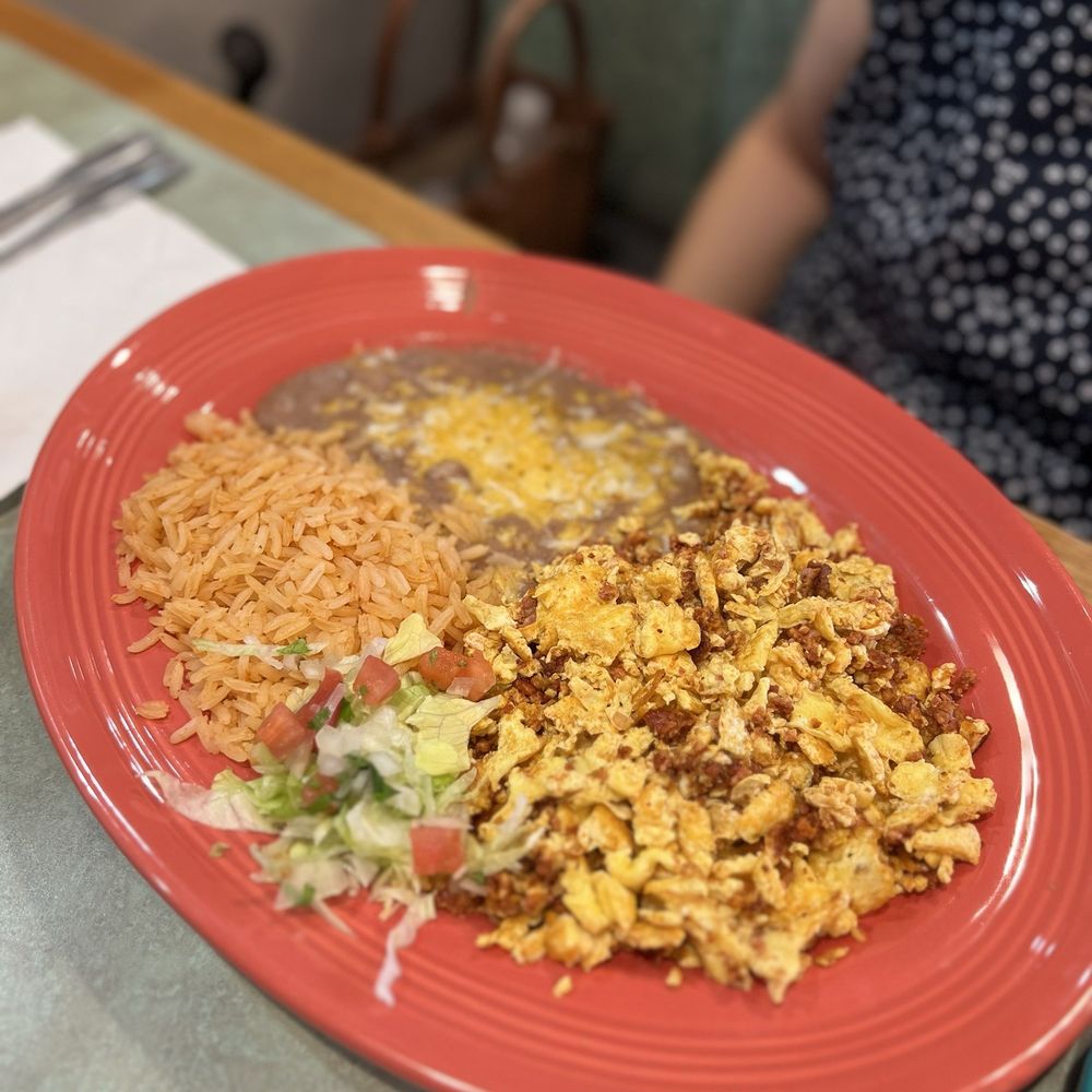 La Katrina - Chorizo con Huevos ($14.95) - Mexican Near Me - Morro Bay, California La Katrina - Chorizo con Huevos ($14.95) - Mexican Near Me - Morro Bay, California