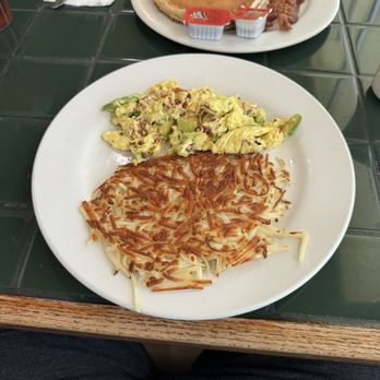 Hill Street Cafe - Eggs San Francisco - American Near Me - Burbank, California