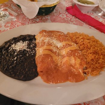Mama Coco - Chicken Enchiladas (Missing lettuce and sour cream. I guess they forgot lol) - Mexican Near Me - Menlo Park, California