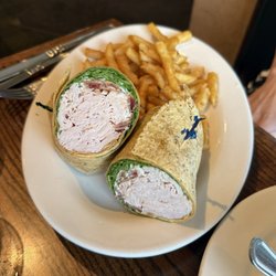 Donahue's Madison Beach Grille