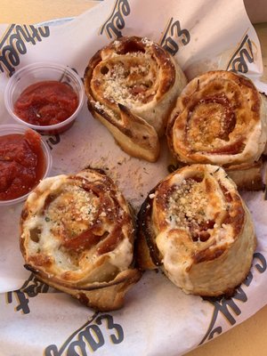 Irving Park Pizza & Patio by null
