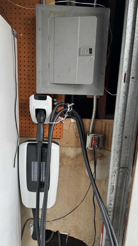 Slide of The Car Charger Guy