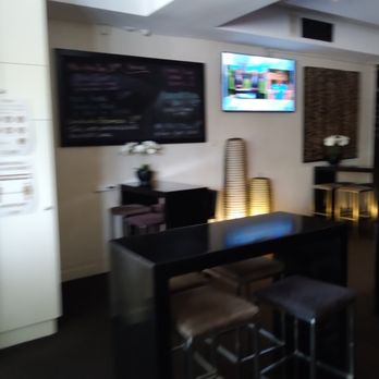 Canadian Bay Hotel - Inside - Bars Near Me - Mount Eliza, VIC Canadian Bay Hotel - Inside - Bars Near Me - Mount Eliza, VIC