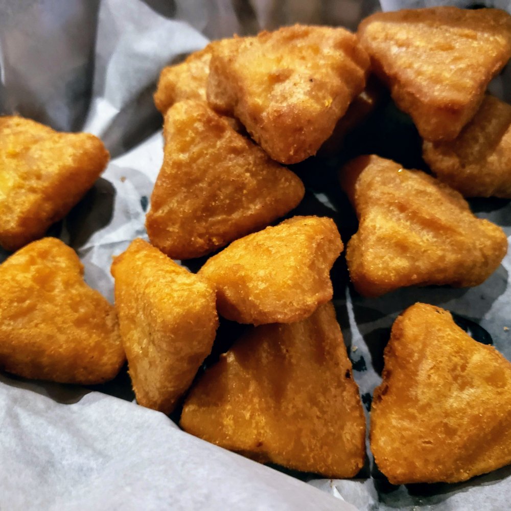 Muggs-N-Manor - Mac N Cheese Bites - American Near Me - Addison, Illinois Muggs-N-Manor - Mac N Cheese Bites - American Near Me - Addison, Illinois