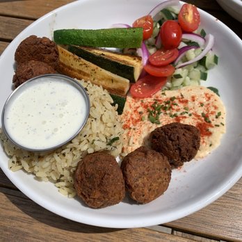Živio - Vegetarian plate - Modern European Near Me - Grand Rapids, Michigan Živio - Vegetarian plate - Modern European Near Me - Grand Rapids, Michigan