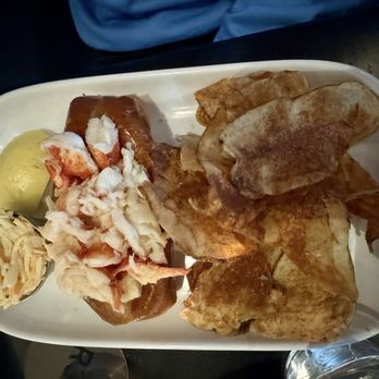 Row 34 - Seaport - New American Near Me - Boston, Massachusetts