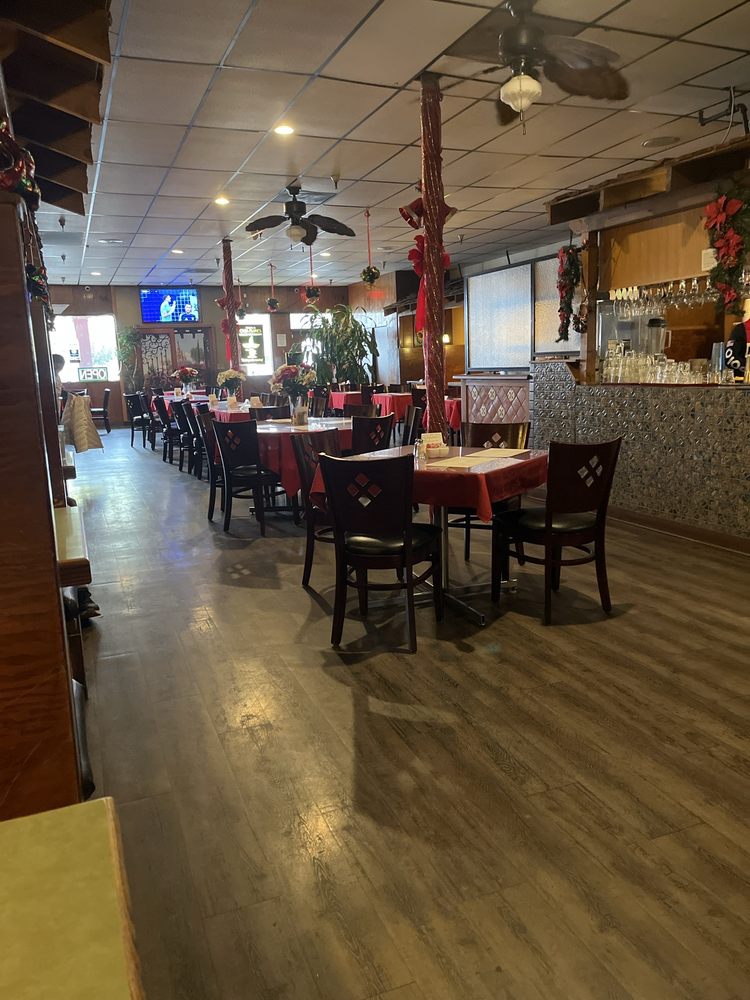 Casa Flores Restaurant