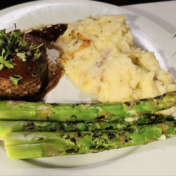 1928 Beacon Hill - Filet Mignon - American Near Me - Boston, Massachusetts