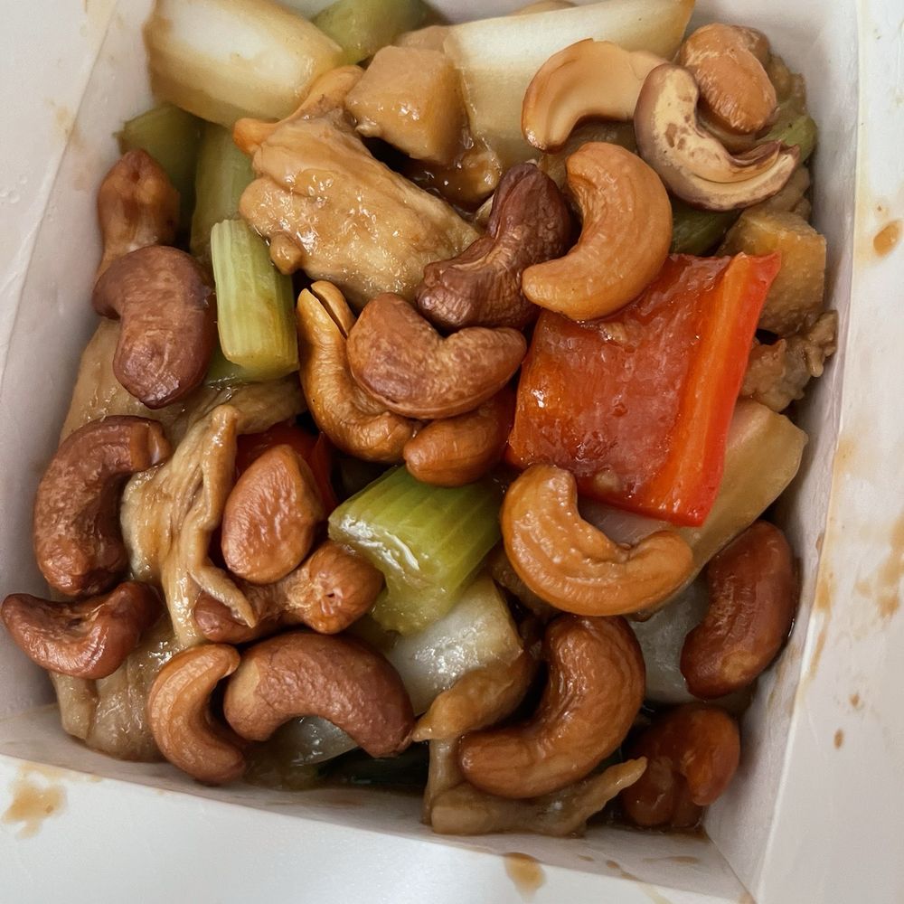 Nam Wah Chinese Vietnamese - Cashew chicken - Chinese Near Me - Berea, Ohio