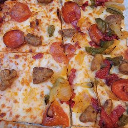 Pizza Hut - Paid for extra cheese and extra pepperoni. NONE present!!!! What a RIP OFF!
