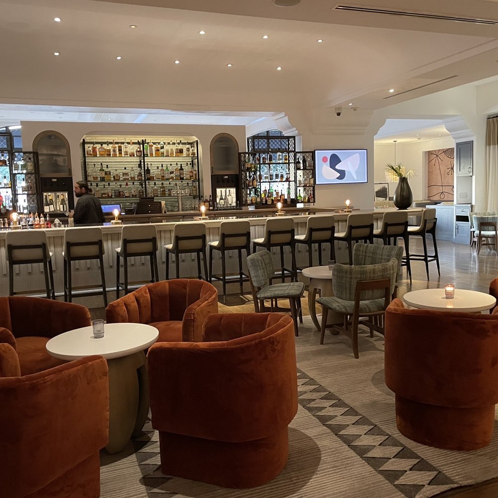 Kimpton Canary Hotel - Bar/ finch and fork - Hotels Near Me - Santa Barbara, California