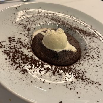 La Coupole - Chocolate mousse with vanilla ice cream - Brasseries Near Me - Paris, 75 La Coupole - Chocolate mousse with vanilla ice cream - Brasseries Near Me - Paris, 75
