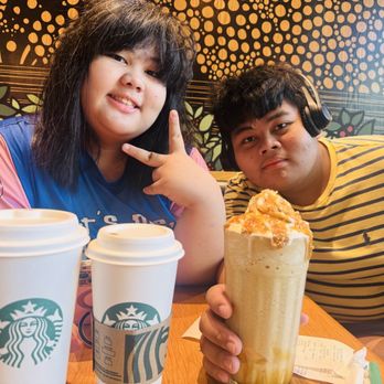 Starbucks - The service is very good! - Coffee & Tea Near Me - Honolulu, Hawaii