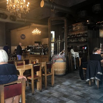 Spot - Inside classy casual - Italian Near Me - Malmö, Alberta