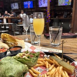 Great food and Padres are winning! Great food and Padres are winning!
