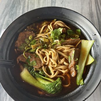 Noodleholics - Taiwanese beef - Noodles Near Me - Tucson, Arizona